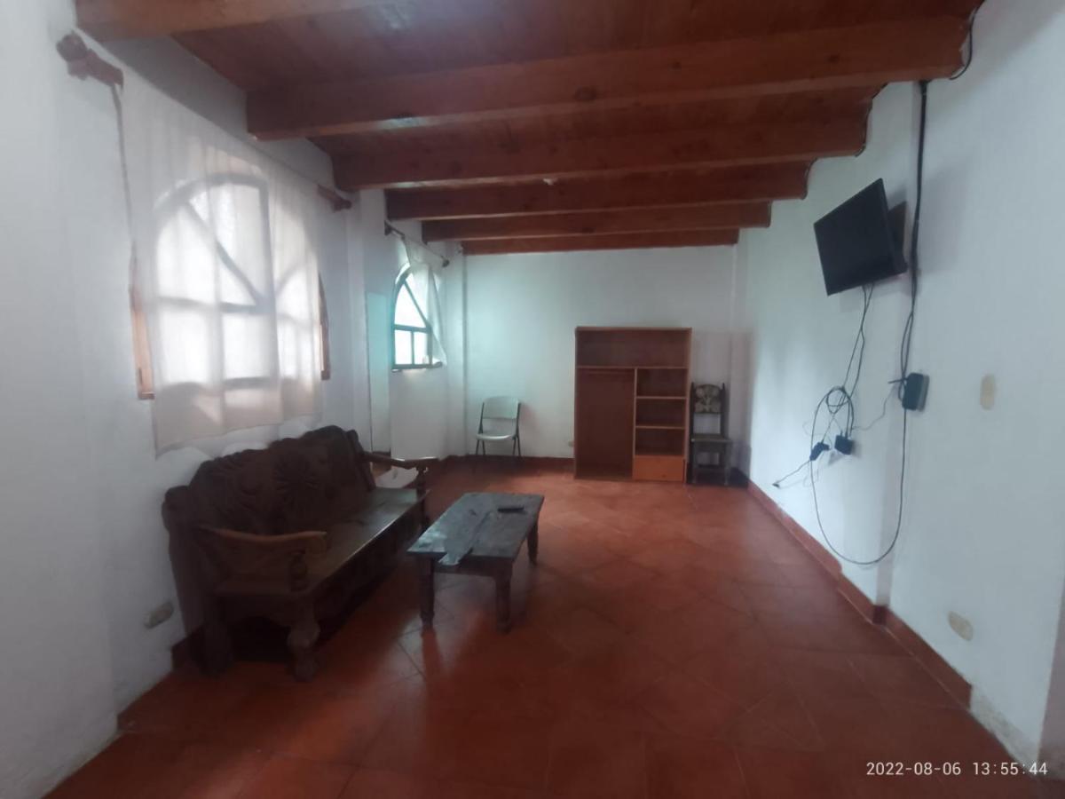 Hostal Dulces Sueños Panajachel Exterior foto