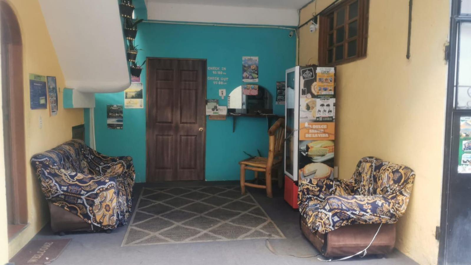 Hostal Dulces Sueños Panajachel Exterior foto