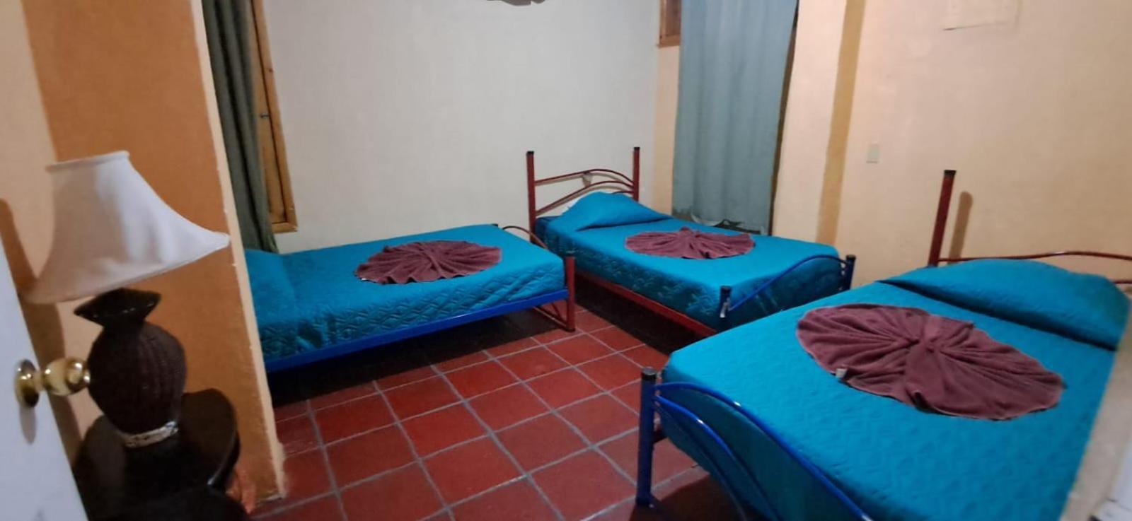 Hostal Dulces Sueños Panajachel Exterior foto