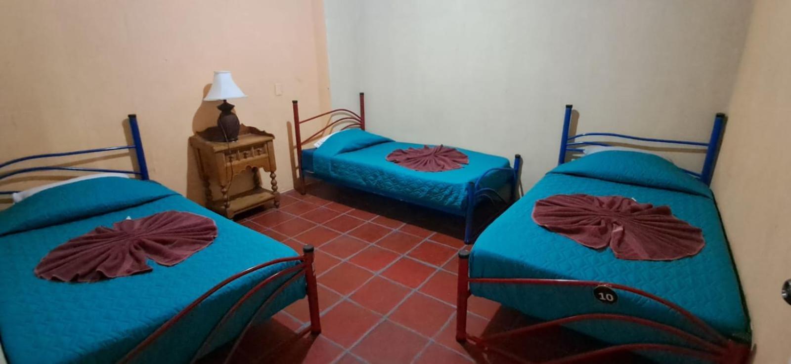 Hostal Dulces Sueños Panajachel Exterior foto