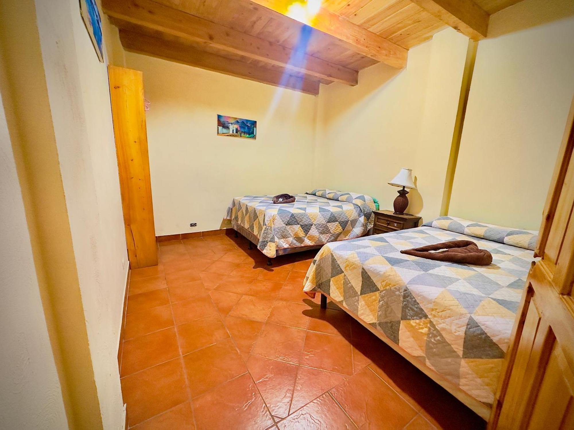 Hostal Dulces Sueños Panajachel Exterior foto